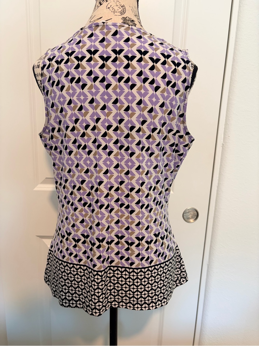 Calvin Klein Lavender Black Geometric Cowl Neck Camisole - Picture 2 of 3